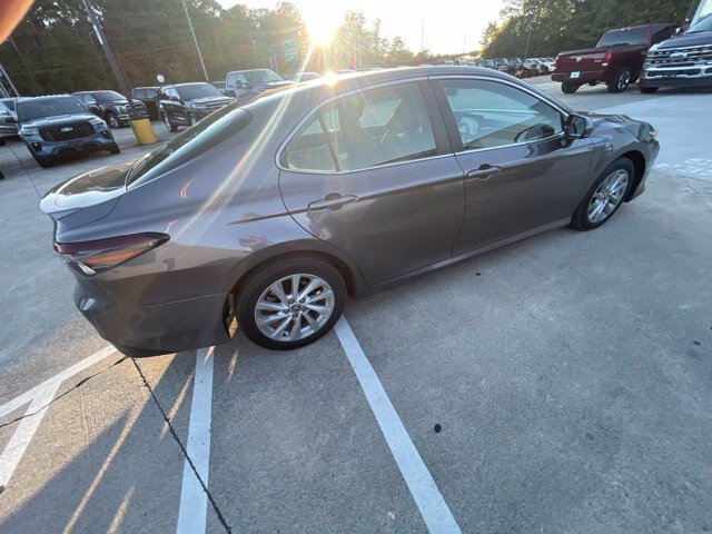 Used 2024 Toyota Camry LE FWD image 15