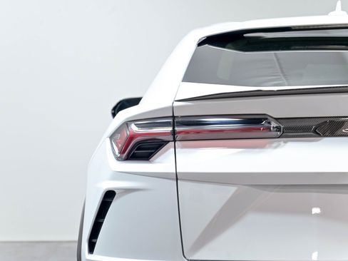 Used 2020 Lamborghini Urus AWD/4WD image 64