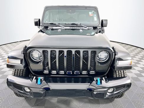 Used 2021 Jeep Wrangler Unlimited Sahara image 5