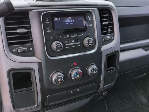 Used 2014 RAM 1500 Express RWD image 25