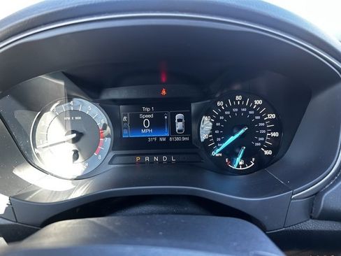 Used 2018 Ford Fusion SE image 30