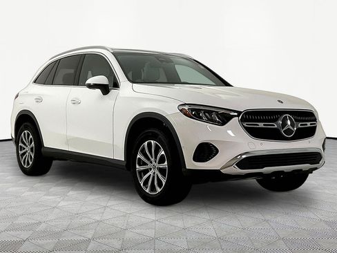 Certified 2023 Mercedes-Benz GLC 300 4MATIC image 3