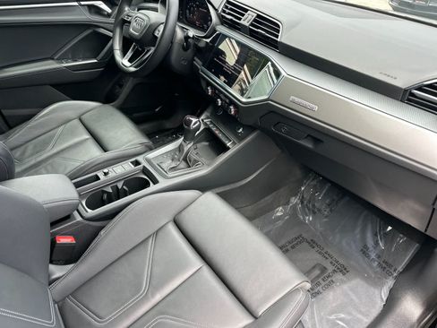 Used 2024 Audi Q3 2.0T Premium Plus w/ Premium Plus Package AWD/4WD image 16
