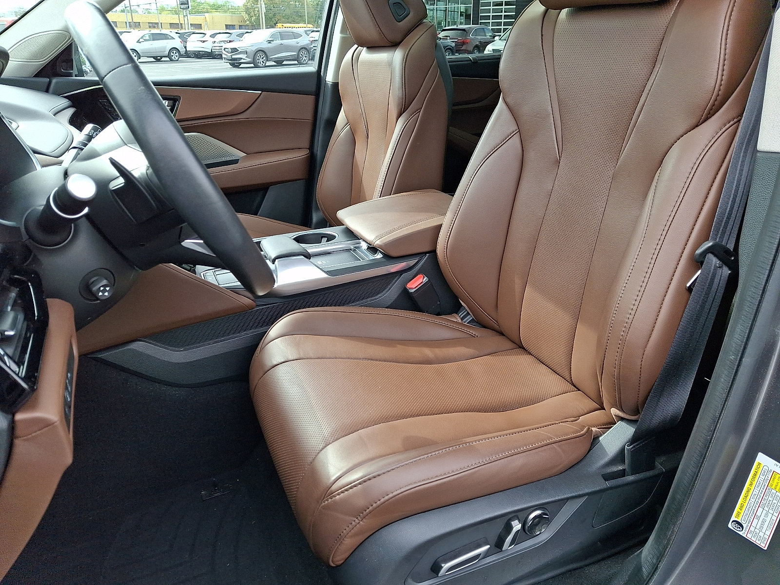 Certified 2024 Acura MDX w/ Technology Package AWD/4WD image 14