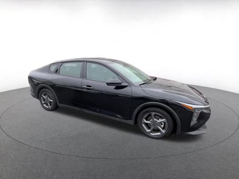 Used 2025 Kia K4 FWD image 2