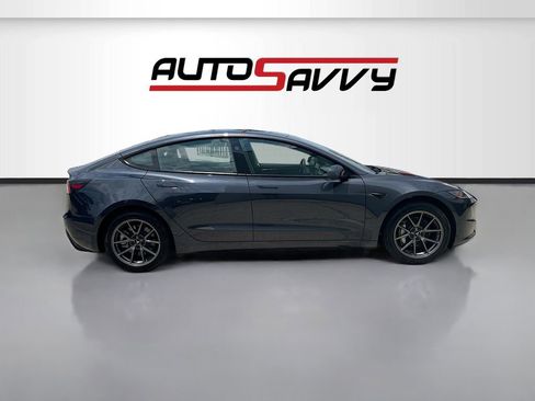 Used 2025 Tesla Model 3 Long Range RWD image 8