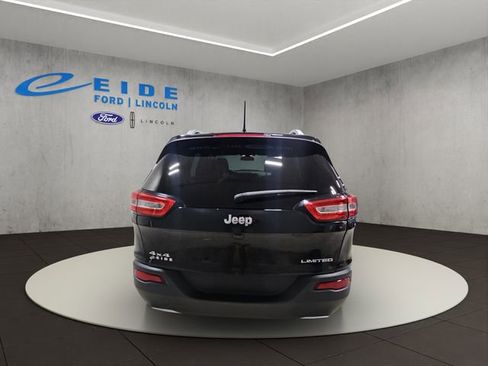 Used 2017 Jeep Cherokee Limited AWD/4WD image 9