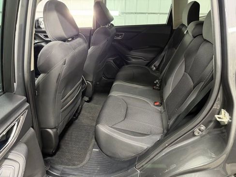Used 2020 Subaru Forester Premium AWD/4WD image 10