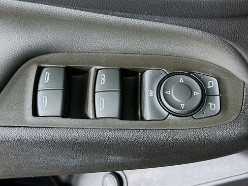 Used 2024 Chevrolet Equinox LT w/ LPO, Floor Liner Package image 15