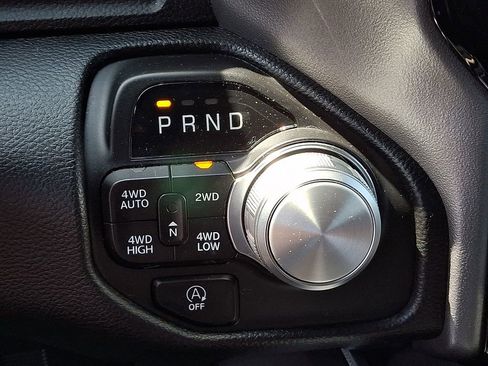 Used 2023 RAM 1500 Laramie AWD/4WD image 13