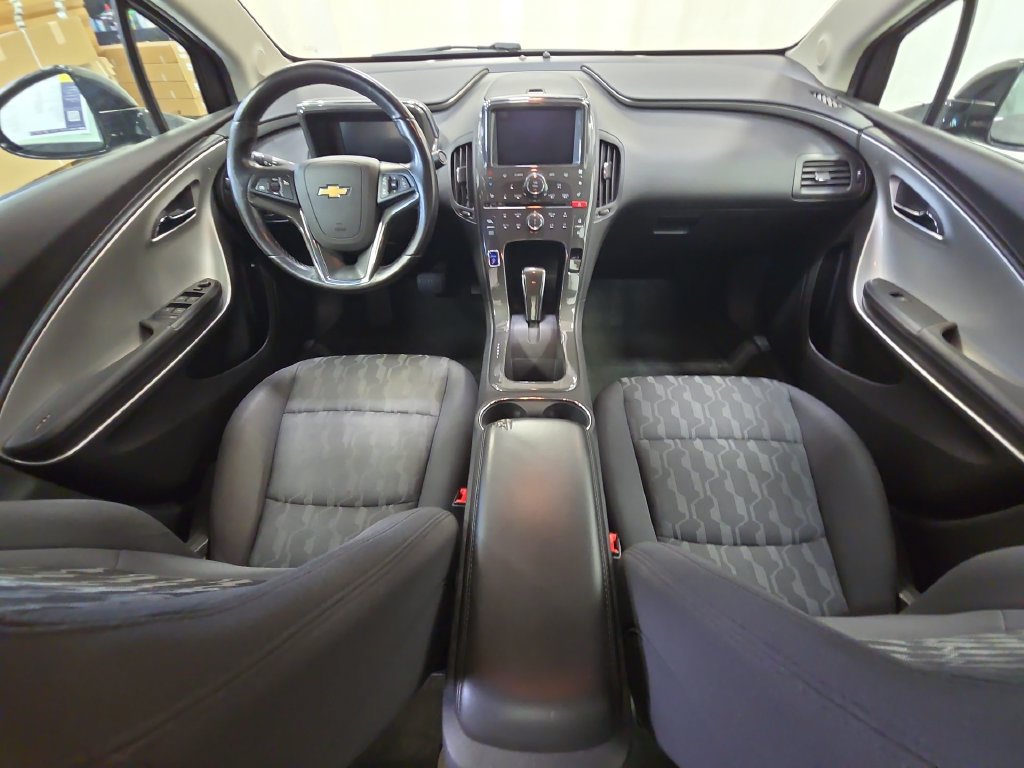 Used 2014 Chevrolet Volt FWD image 27