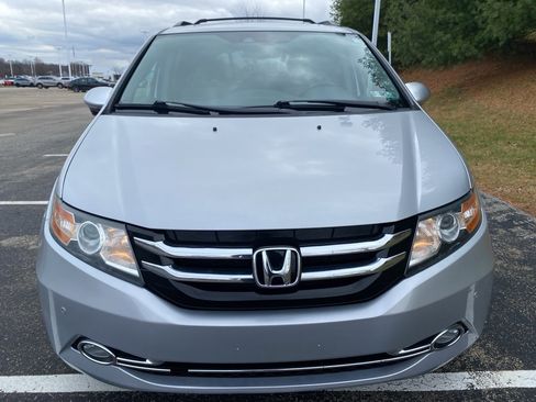 Used 2015 Honda Odyssey Touring image 8