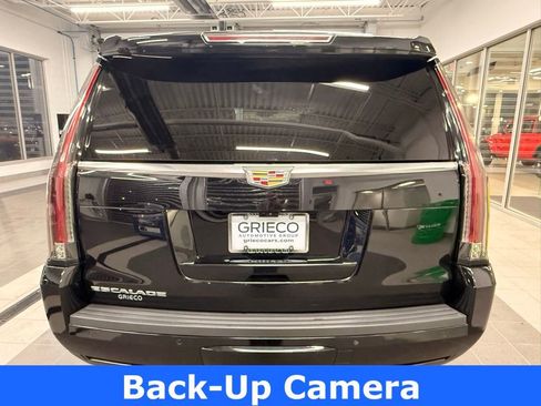 Used 2019 Cadillac Escalade Platinum image 9