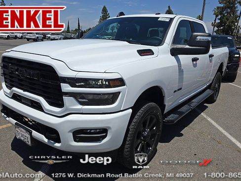 Used 2025 RAM 2500 Big Horn AWD/4WD image 1