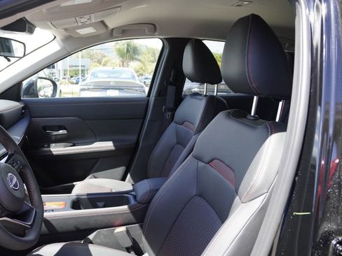 New 2026 Nissan Kicks SR FWD image 15