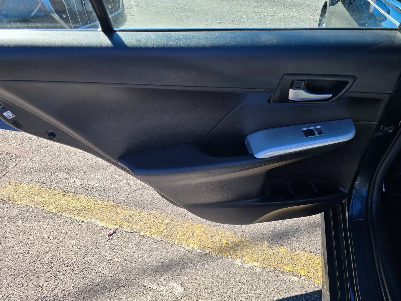 Used 2012 Toyota Camry SE FWD image 22
