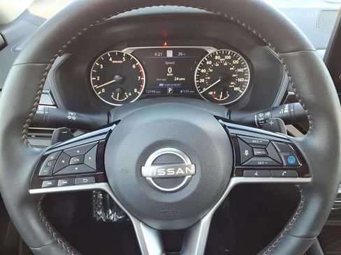 Used 2023 Nissan Altima 2.0 SR image 14