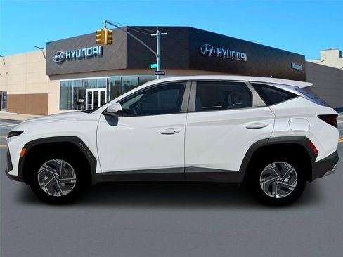 New 2026 Hyundai Tucson Blue SE AWD/4WD image 3