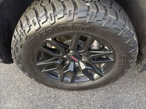 Used 2023 GMC Sierra 1500 Elevation image 6