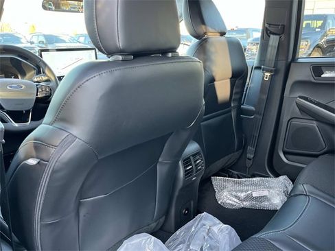 New 2026 Ford Escape SE image 20
