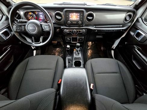 Certified 2021 Jeep Wrangler Unlimited Willys image 9