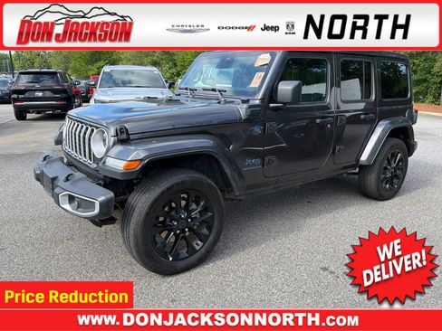 Used 2025 Jeep Wrangler Unlimited Sahara w/ Safety Group AWD/4WD image 1