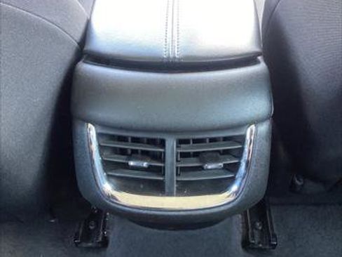 Used 2023 Chevrolet Malibu LT FWD image 29