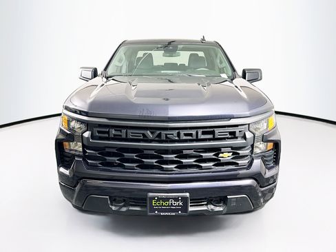 Used 2023 Chevrolet Silverado 1500 Custom image 2
