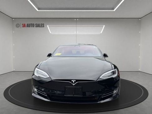 Used 2019 Tesla Model S Standard Range image 8