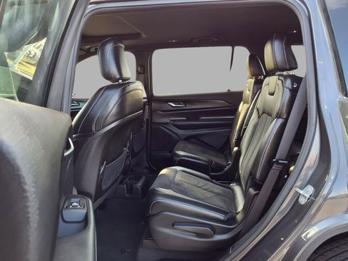 Certified 2023 Jeep Grand Cherokee L Laredo image 26