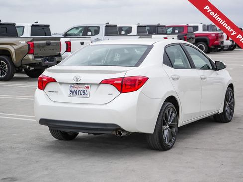 Used 2018 Toyota Corolla SE FWD image 6
