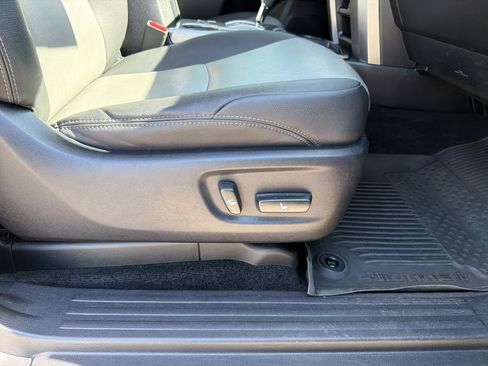 Used 2022 Toyota 4Runner SR5 Premium w/ Moonroof Package image 27