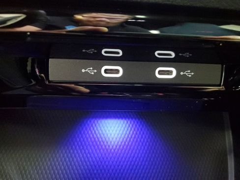 New 2025 Volkswagen GTI SE image 25