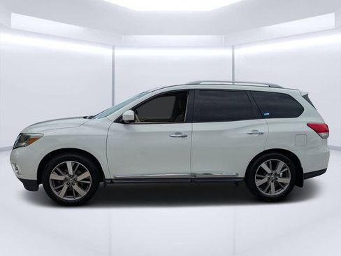Used 2014 Nissan Pathfinder Platinum w/ Platinum Premium Package FWD image 6
