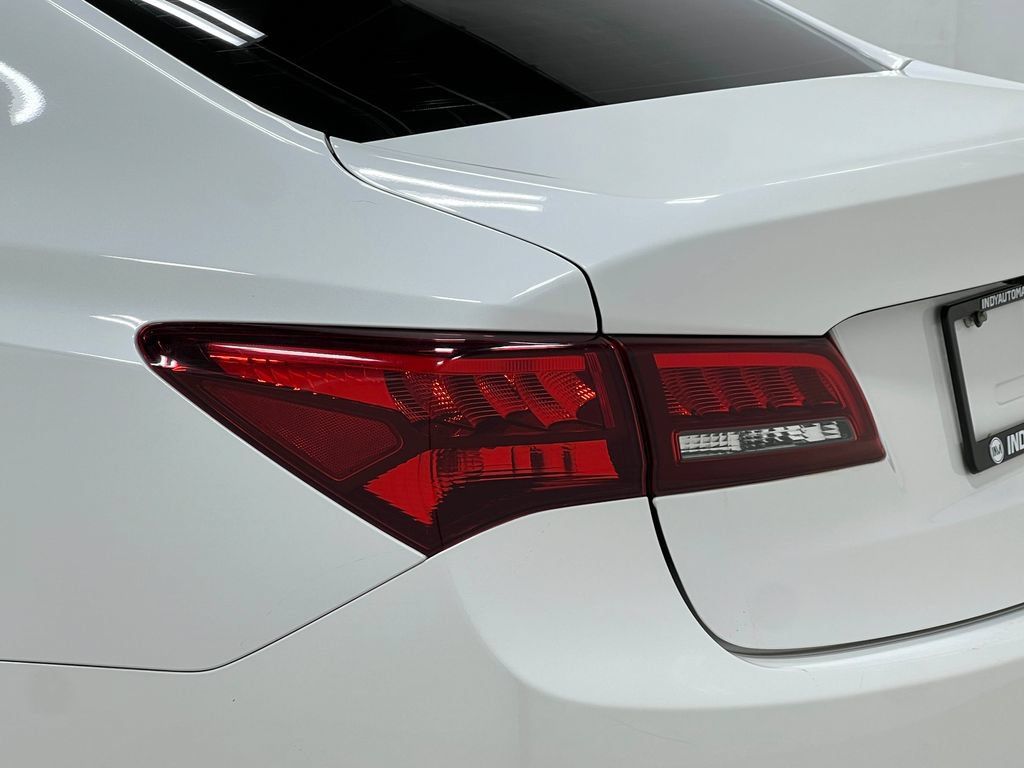 Used 2016 Acura TLX FWD image 35