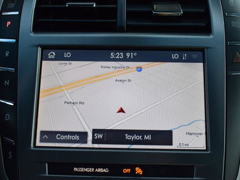 Used 2020 Lincoln MKZ AWD w/ Convenience Package image 25
