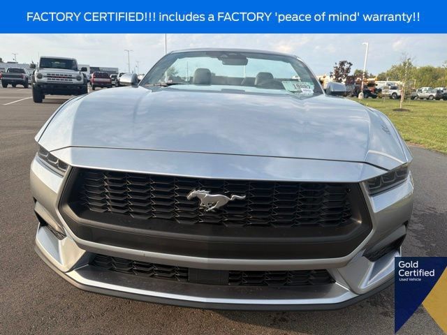 Used 2025 Ford Mustang Premium RWD image 10