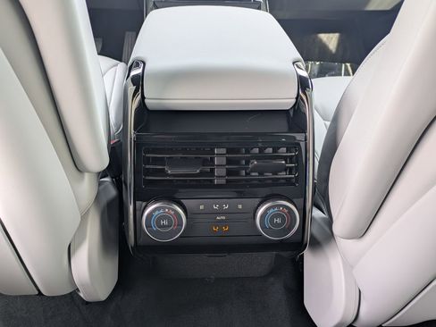 New 2026 Land Rover Range Rover Sport SE image 22