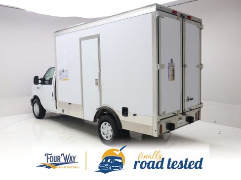 Used 2024 Ford E-350 and Econoline 350 Super Duty w/ Power Windows & Locks Group RWD image 5