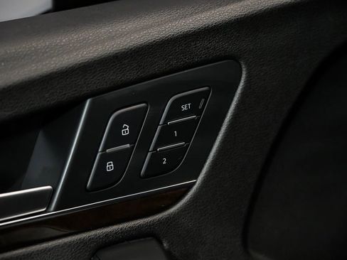 Used 2018 Audi Q5 2.0T Premium AWD/4WD image 11