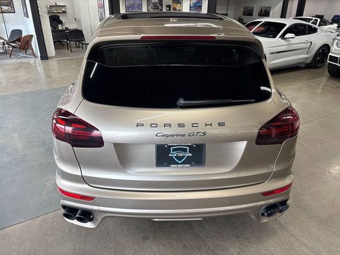 Used 2016 Porsche Cayenne GTS AWD/4WD image 10