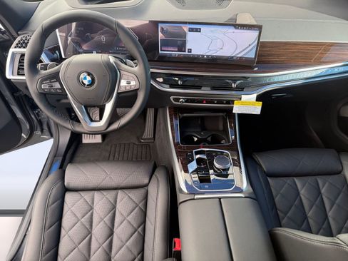 Used 2026 BMW X5 xDrive40i w/ Climate Comfort Package image 24