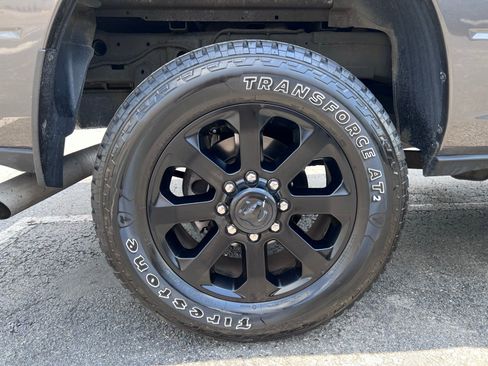 Used 2024 RAM 2500 Big Horn w/ Night Edition AWD/4WD image 21