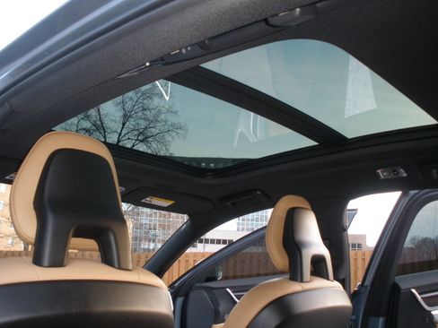 Used 2018 Volvo S90 T5 Momentum FWD image 29