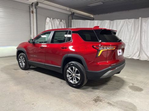 New 2026 Chevrolet Equinox LT w/ Safety and Technology Package FWD image 5