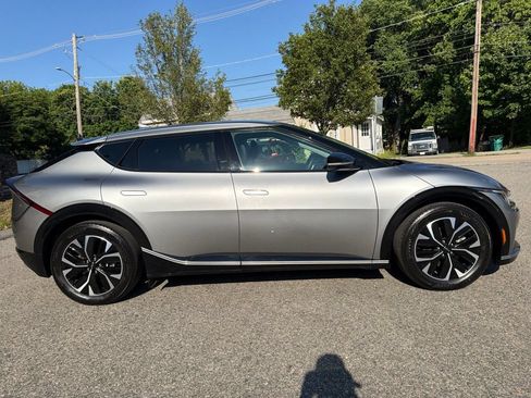 Certified 2023 Kia EV6 Wind AWD/4WD image 8