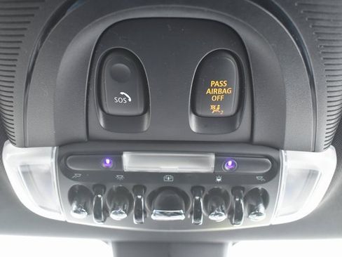 Used 2019 MINI Cooper S image 33