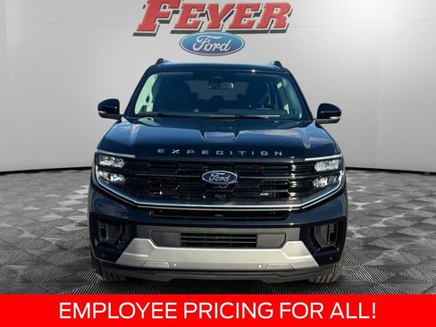 New 2026 Ford Expedition Platinum w/ Driver's Package AWD/4WD image 2