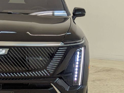 New 2026 Cadillac Vistiq Luxury image 10