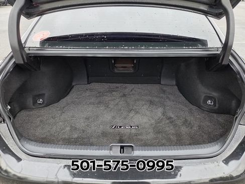 Used 2021 Lexus ES 300h w/ Premium Package FWD image 16
